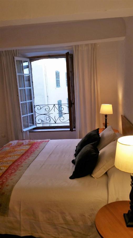 Ana´s guest house chambres d`hôtes Aups Extérieur photo